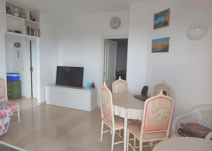 Vista Al Mar * 에스테포나